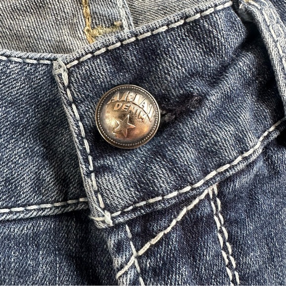 Ariat Women’s Mid Rise Bootcut Denim Jeans Medium Dark Wash Size 28R - Picture 6 of 14
